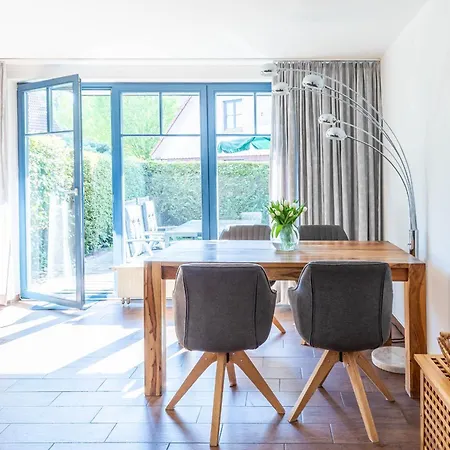 Papillon 8-3 Auszeit شقة *